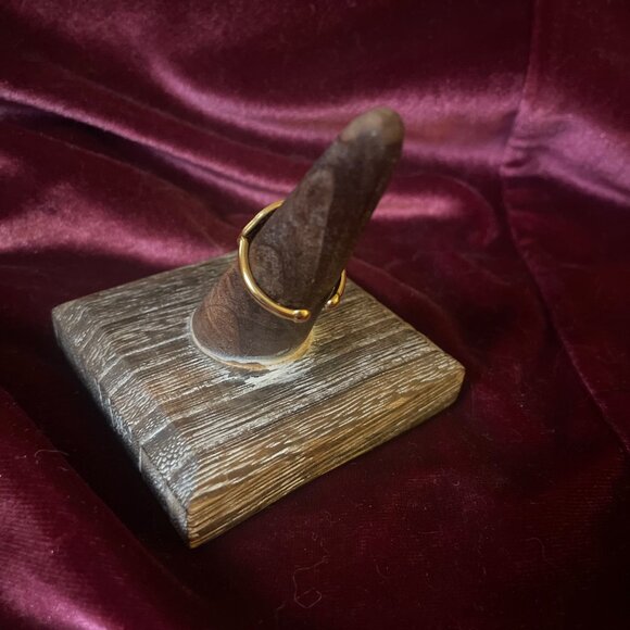 🌙✨ Gold Celestial Signet Ring – Moon & Star Design OS - Picture 4 of 4